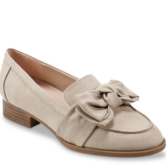 Shoes - Bandolino Lindio Loafer Light Beige